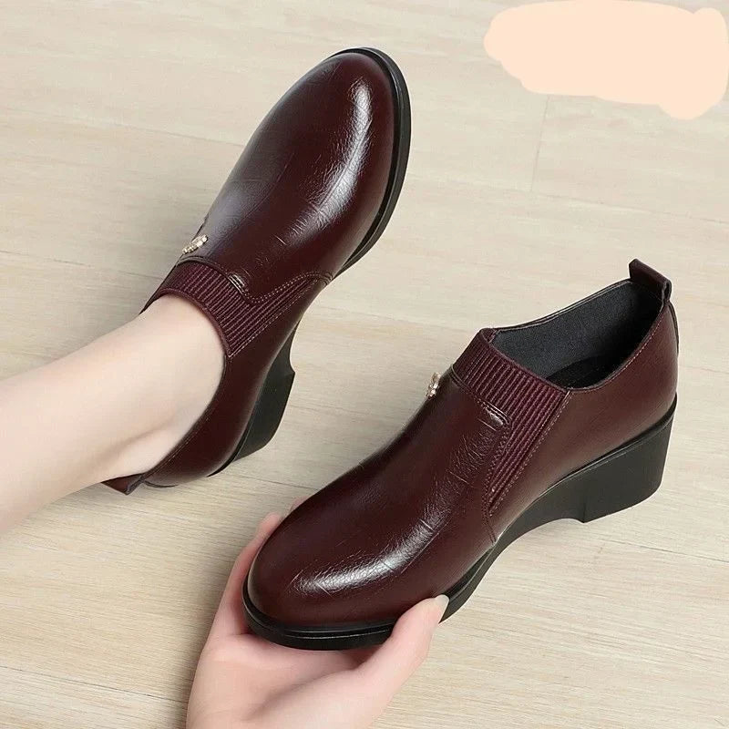 Pumps met sleehak en elastische instap