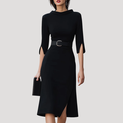 Getailleerde midi-jurk met riem