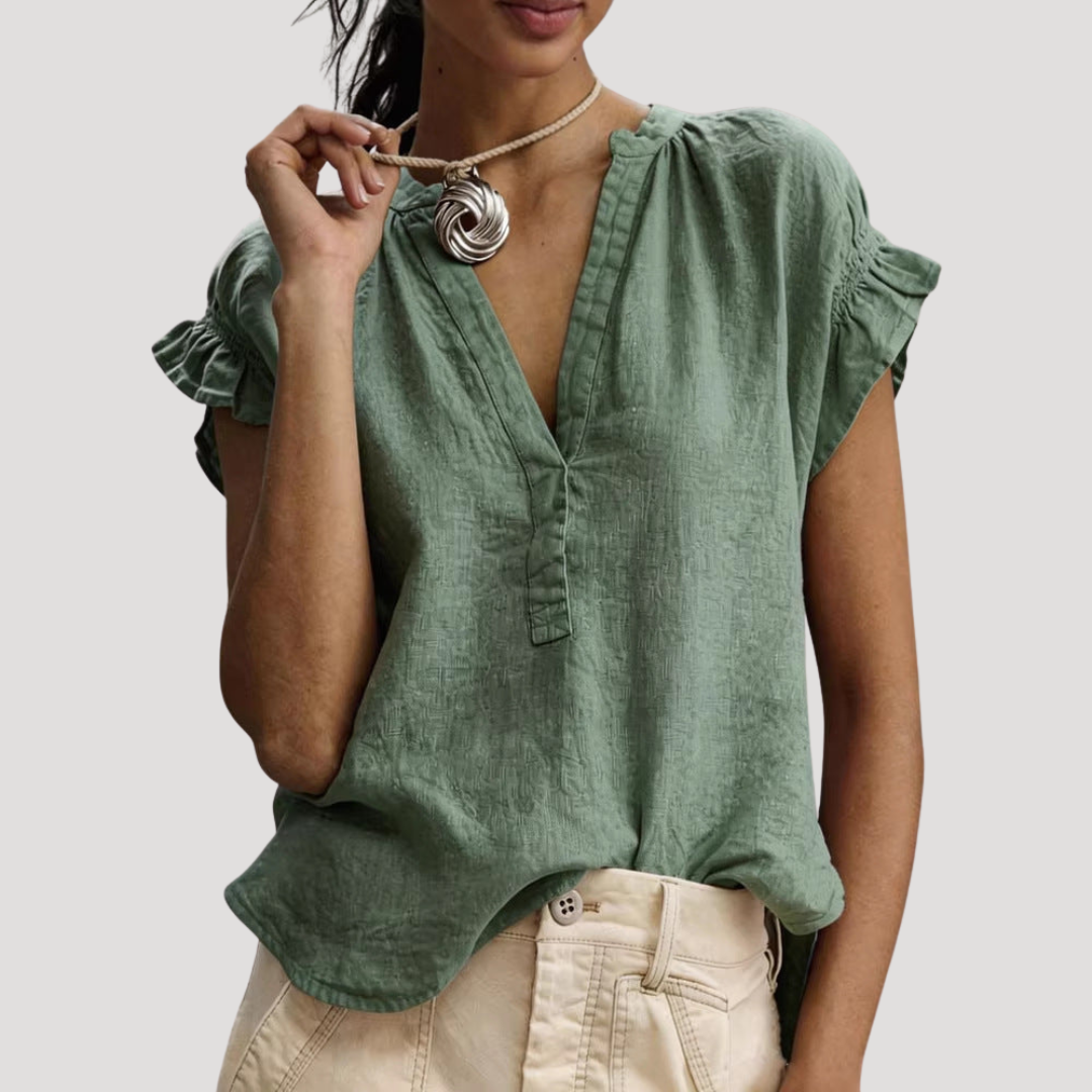 Zomerse blouse met V-hals en volants op de mouwen