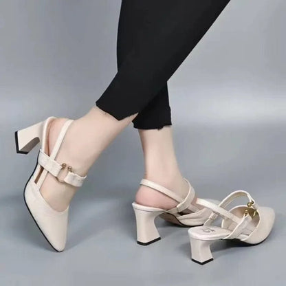 Slingback pumps met blokhak