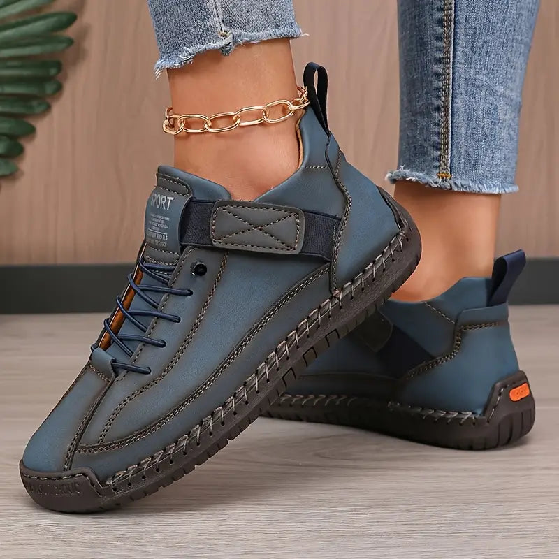 Sneakers met elastische band en klittenbandsluiting
