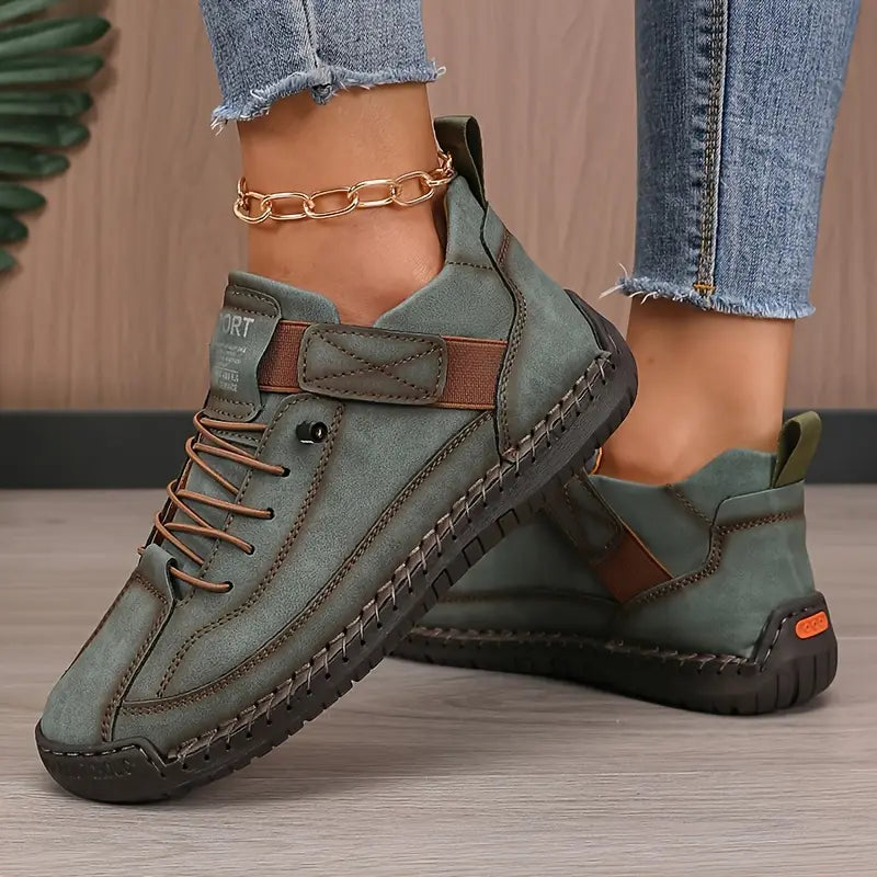 Sneakers met elastische band en klittenbandsluiting