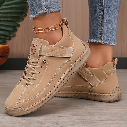 Sneakers met elastische band en klittenbandsluiting