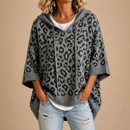 Gebreide poncho met dierenprint en capuchon